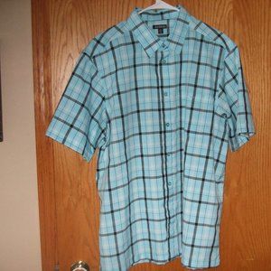 Short sleeve mens shirt